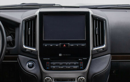 Toyota Land Cruiser 200, 2017 год, 6 495 000 рублей, 14 фотография