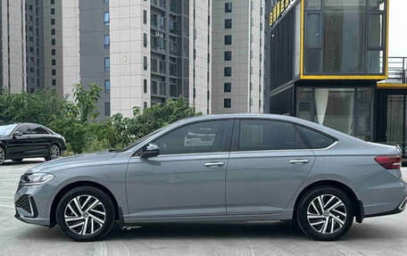 Volkswagen Lavida, 2022 год, 1 890 000 рублей, 4 фотография