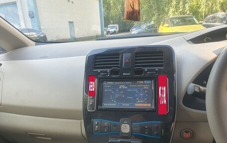 Nissan Leaf I, 2012 год, 1 100 000 рублей, 7 фотография