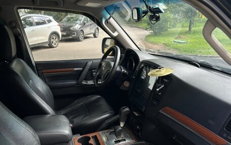 Mitsubishi Pajero IV, 2008 год, 1 320 000 рублей, 12 фотография