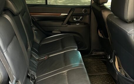 Mitsubishi Pajero IV, 2008 год, 1 320 000 рублей, 20 фотография