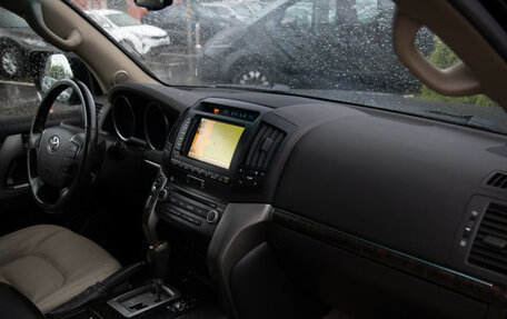 Toyota Land Cruiser 200, 2010 год, 2 968 000 рублей, 7 фотография