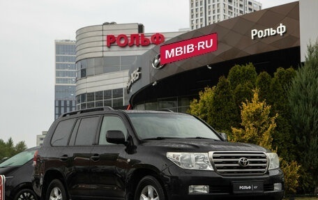 Toyota Land Cruiser 200, 2010 год, 2 968 000 рублей, 2 фотография
