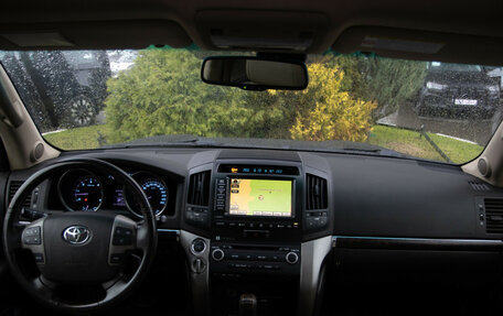 Toyota Land Cruiser 200, 2010 год, 2 968 000 рублей, 12 фотография