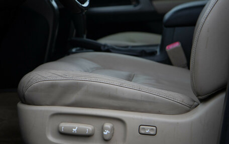 Toyota Land Cruiser 200, 2010 год, 2 968 000 рублей, 17 фотография