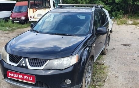 Mitsubishi Outlander III рестайлинг 3, 2007 год, 535 000 рублей, 1 фотография