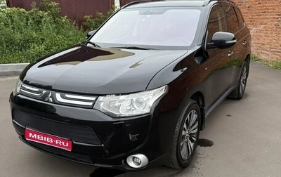Mitsubishi Outlander III рестайлинг 3, 2013 год, 1 790 000 рублей, 1 фотография