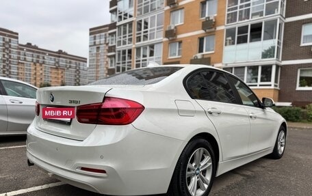 BMW 3 серия, 2016 год, 2 100 000 рублей, 3 фотография