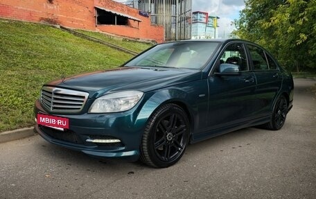 Mercedes-Benz C-Класс, 2011 год, 1 200 000 рублей, 15 фотография