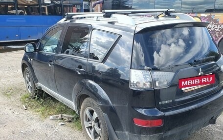 Mitsubishi Outlander III рестайлинг 3, 2007 год, 535 000 рублей, 2 фотография