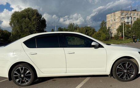 Skoda Octavia, 2017 год, 1 390 000 рублей, 2 фотография