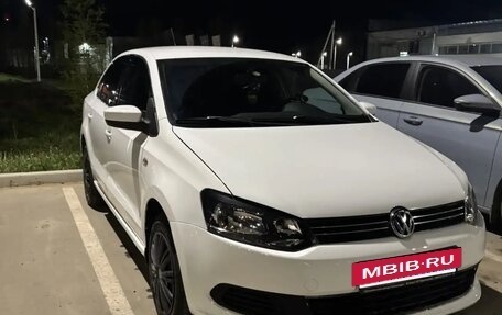 Volkswagen Polo VI (EU Market), 2012 год, 580 000 рублей, 5 фотография