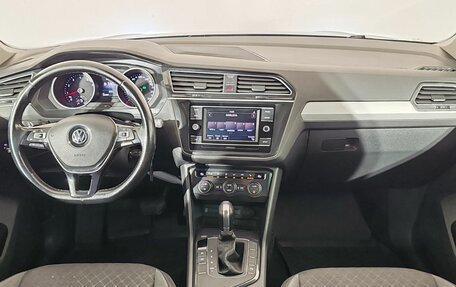 Volkswagen Tiguan II, 2018 год, 1 850 000 рублей, 10 фотография