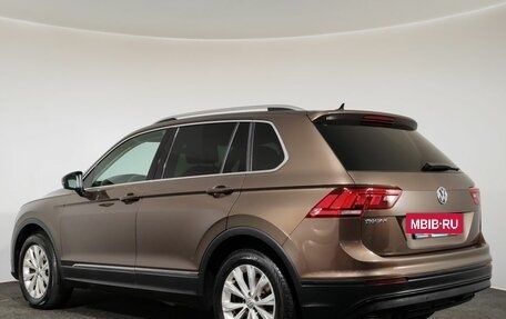 Volkswagen Tiguan II, 2018 год, 1 850 000 рублей, 7 фотография