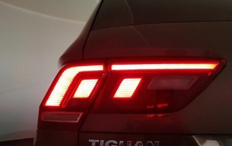 Volkswagen Tiguan II, 2018 год, 1 850 000 рублей, 22 фотография