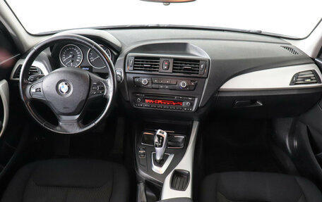 BMW 1 серия, 2011 год, 1 197 000 рублей, 12 фотография
