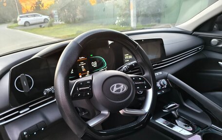 Hyundai Elantra, 2025 год, 2 550 000 рублей, 18 фотография