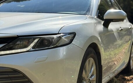 Toyota Camry, 2021 год, 2 900 000 рублей, 9 фотография