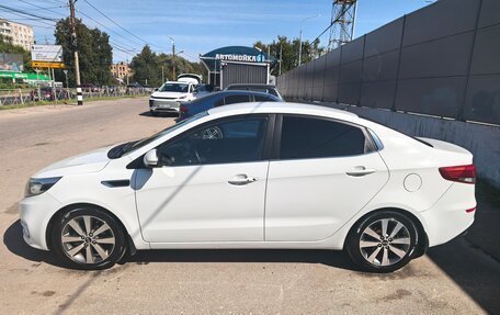 KIA Rio III рестайлинг, 2015 год, 1 000 000 рублей, 6 фотография