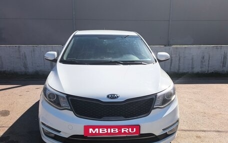 KIA Rio III рестайлинг, 2015 год, 1 000 000 рублей, 7 фотография