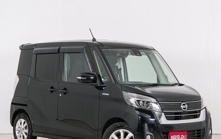 Nissan Dayz Roox I рестайлинг, 2018 год, 899 000 рублей, 1 фотография