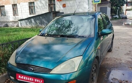 Ford Focus IV, 2001 год, 235 000 рублей, 2 фотография
