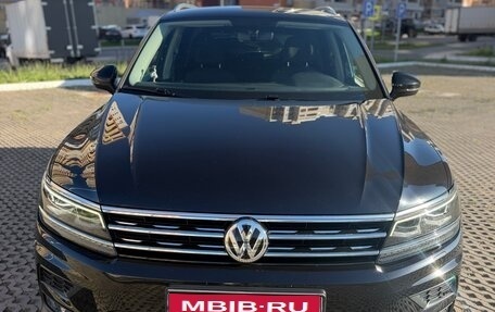 Volkswagen Tiguan II, 2017 год, 2 500 000 рублей, 1 фотография