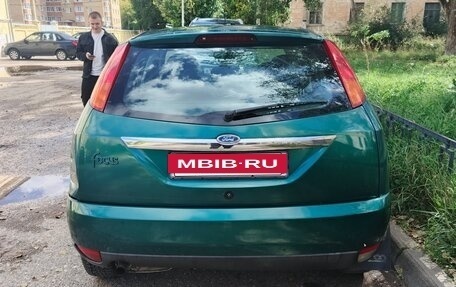 Ford Focus IV, 2001 год, 235 000 рублей, 5 фотография