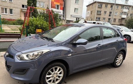 Hyundai i30 II рестайлинг, 2012 год, 850 000 рублей, 2 фотография