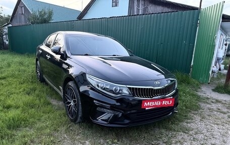 KIA Optima IV, 2019 год, 1 950 000 рублей, 3 фотография