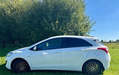 Hyundai i30 II рестайлинг, 2012 год, 1 000 000 рублей, 2 фотография