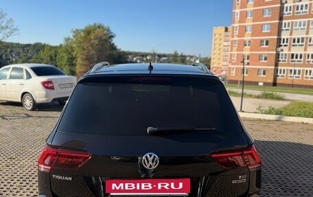 Volkswagen Tiguan II, 2017 год, 2 500 000 рублей, 6 фотография