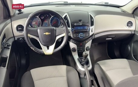 Chevrolet Cruze II, 2014 год, 669 900 рублей, 6 фотография