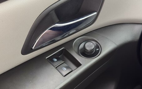 Chevrolet Cruze II, 2014 год, 669 900 рублей, 16 фотография