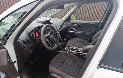 Opel Zafira C рестайлинг, 2015 год, 900 000 рублей, 1 фотография