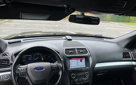 Ford Explorer VI, 2017 год, 2 680 000 рублей, 28 фотография