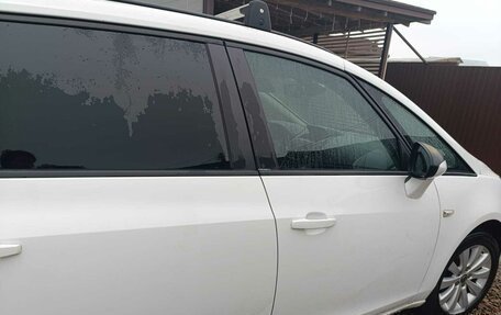 Opel Zafira C рестайлинг, 2015 год, 900 000 рублей, 7 фотография