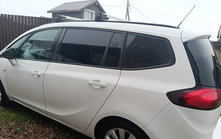 Opel Zafira C рестайлинг, 2015 год, 900 000 рублей, 8 фотография