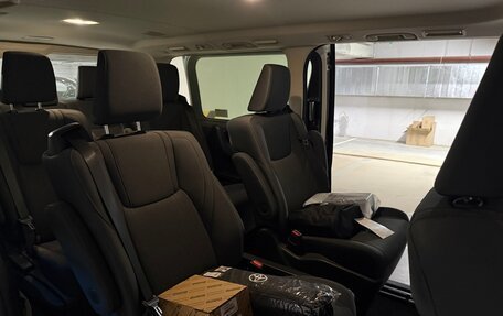 Toyota HiAce H300, 2022 год, 8 490 000 рублей, 19 фотография