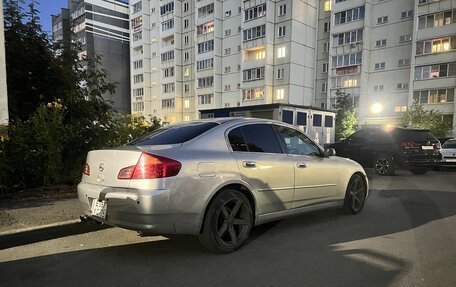 Nissan Skyline, 2001 год, 510 000 рублей, 2 фотография
