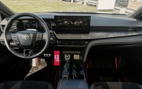 Toyota Camry, 2025 год, 4 125 000 рублей, 12 фотография