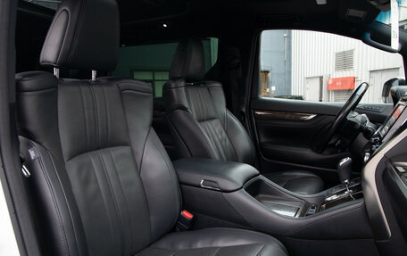 Toyota Alphard III, 2019 год, 4 490 000 рублей, 14 фотография