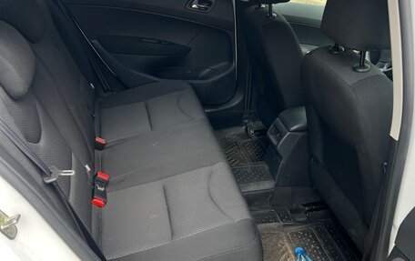 Peugeot 408 I рестайлинг, 2013 год, 865 000 рублей, 5 фотография
