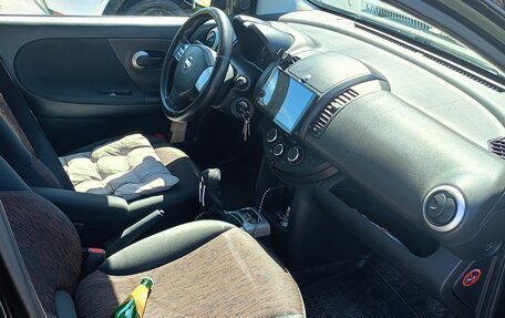 Nissan Note II рестайлинг, 2010 год, 700 000 рублей, 7 фотография