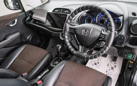 Honda Fit Shuttle I рестайлинг, 2013 год, 959 000 рублей, 10 фотография