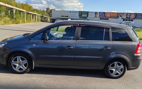 Opel Zafira B, 2011 год, 730 000 рублей, 3 фотография