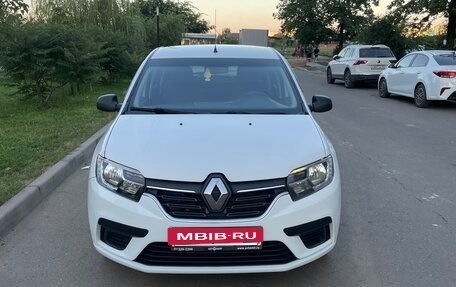 Renault Sandero II рестайлинг, 2020 год, 865 000 рублей, 2 фотография