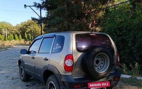 Chevrolet Niva I рестайлинг, 2011 год, 520 000 рублей, 3 фотография