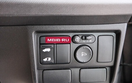 Honda Freed I, 2010 год, 1 069 000 рублей, 18 фотография
