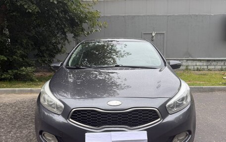 KIA cee'd III, 2014 год, 900 000 рублей, 2 фотография